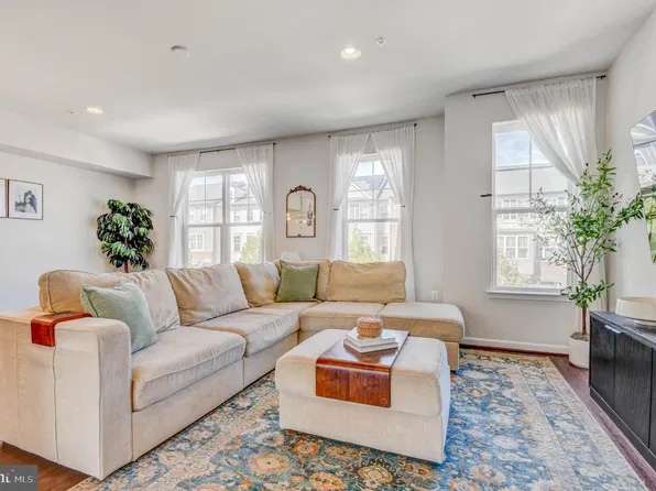 3402 Landing Way, Silver Spring, MD 20906