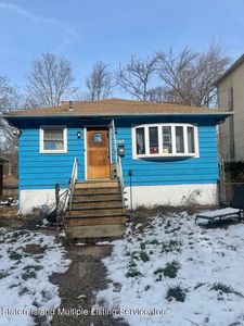 141 Roff St, Staten Island, NY, 10304