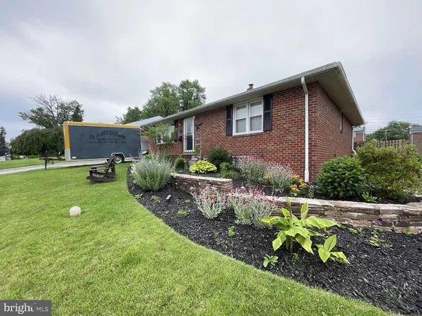 914 New Hope St, Norristown, PA 19401