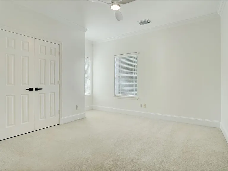 22926 Haven Field Ct — Photo 33