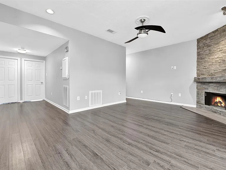 12565 Melville Dr #123 — Photo 9