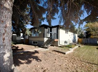 9909 77th St NW #BASEMENT, Edmonton, AB T6A3B8