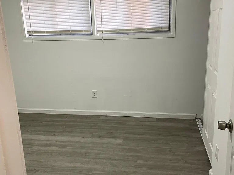 4 Carlisle Rd — Photo 8