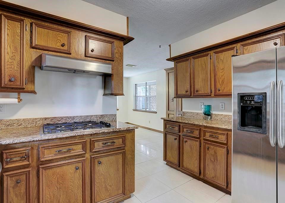 Another view of the kitchen with additional counter top.