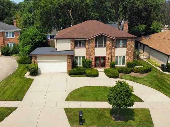 3320 Lakewood Ct, Glenview, IL 60026