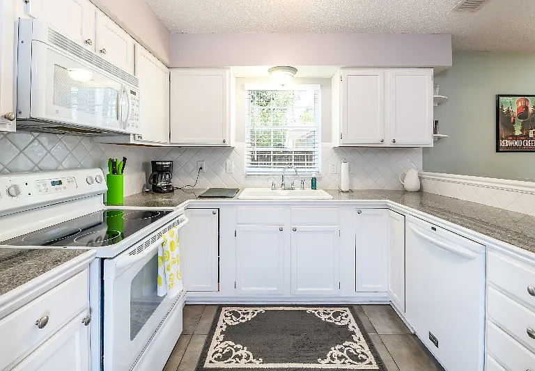 2785 Flower Creek Way — Photo 6