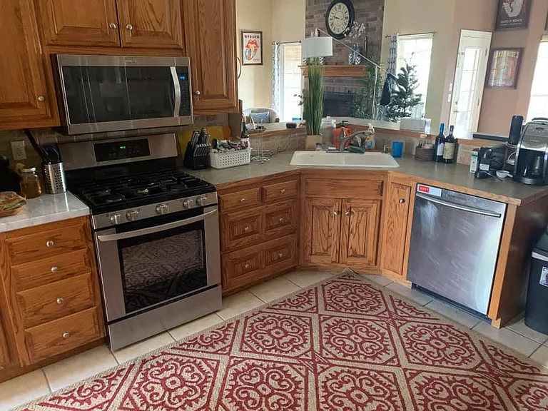 1027 East Dr #4 — Photo 5