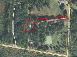 2481 Sandridge Church Rd, Grand Ridge, FL 32442