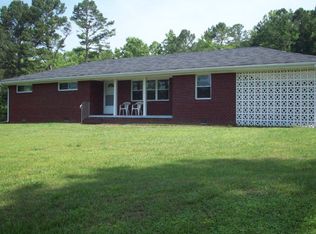 236 Indian Dr NE, Dalton, GA 30721