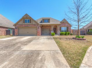 14851 S Vandalia Ave, Bixby, OK 74008