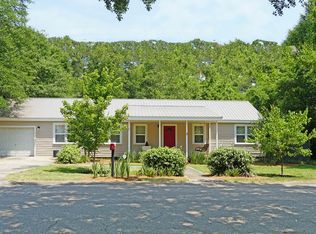 3 Simms St, Summerton, SC 29148