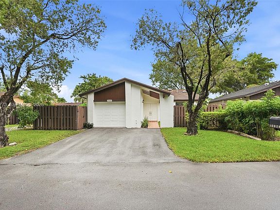 2nd image of 10828 SW 132nd Circle Ct