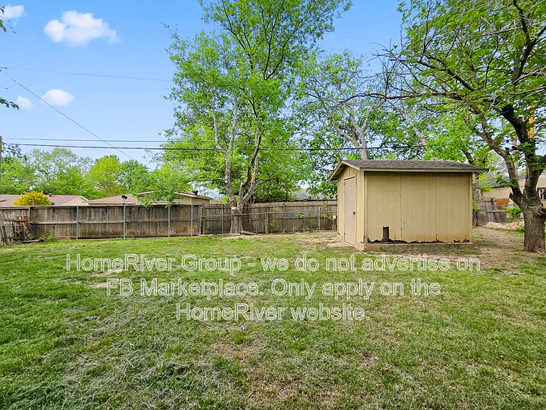 440 Pecan Dr — Photo 16