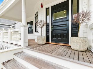 32 Beacon St #1B, Gloucester, MA 01930