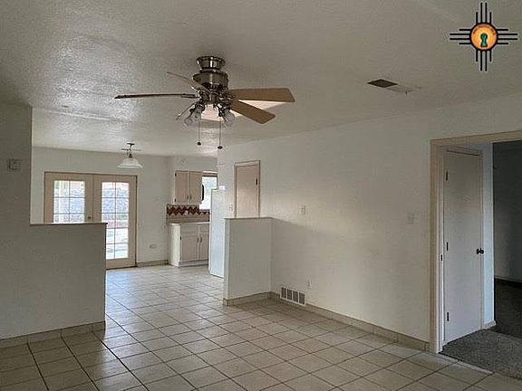 2nd image of 1845 Poplar Ave