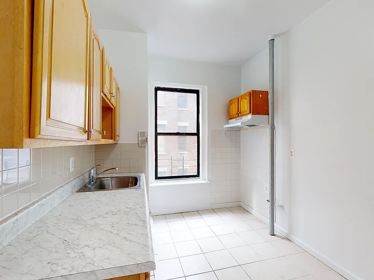 600 W 146th St #51 — Photo 17
