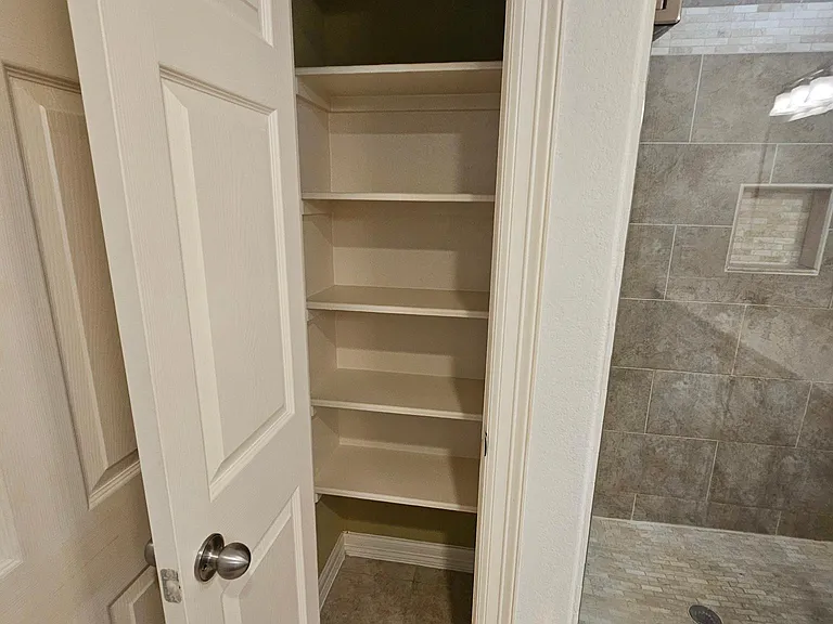 547 Birdsong Dr — Photo 36