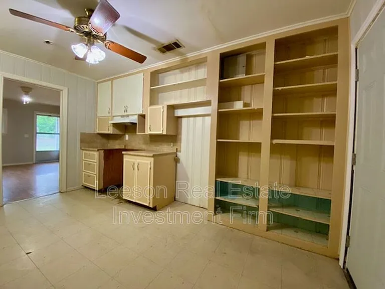 4259 Rightway Ave — Photo 6