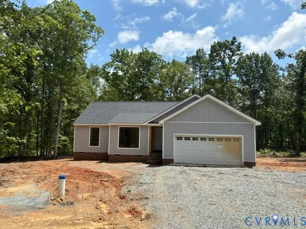 1060 Hanback Rd, Gordonsville, VA 22942