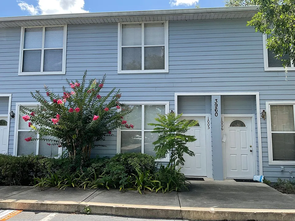 3960 SW 20th Ave #1005