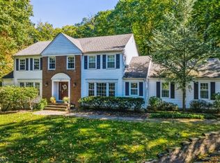 29 Phyllis Pl, Randolph, NJ 07869