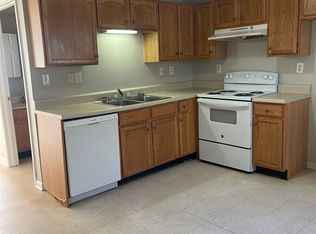 204 Meadow Creek Ln #204, Warsaw, KY 41095