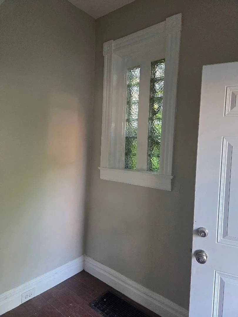 Charming 2BR House in Saint Louis — Photo 4