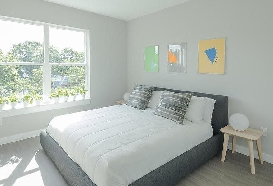 2nd image of 222 Bridge St #315