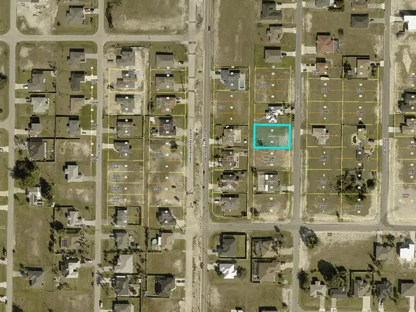 1302 NE Juanita Place, Cape Coral, FL 33909