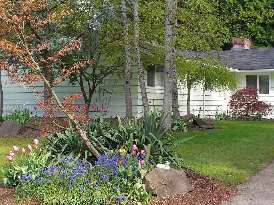 1st image of 16238 NE 27th St