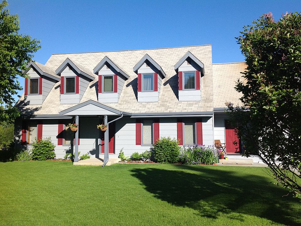 1st image of 3244 Riverview Dr