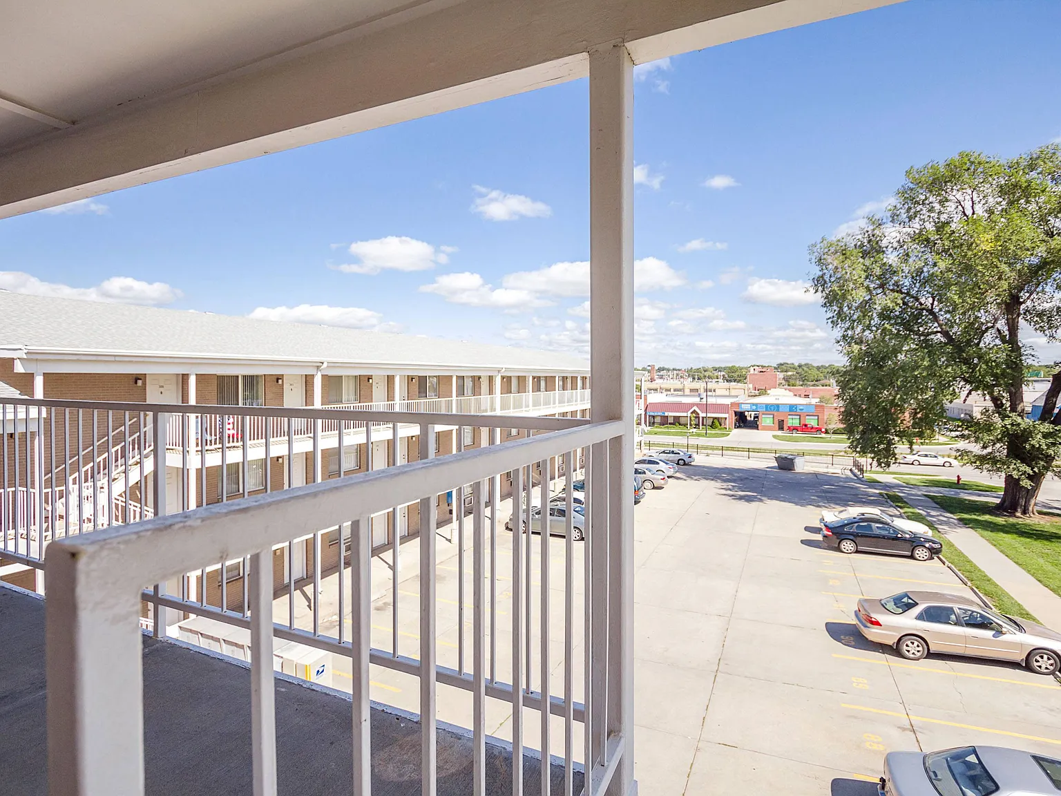 Campus Edge Apartments — Photo 3