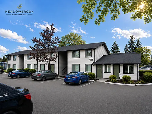 Meadowbrook Apartments Photo 1