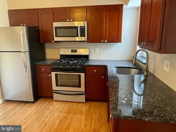 2235 S Clarion St, Philadelphia, PA 19148