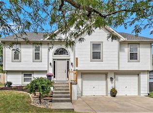 21200 W 125th Ter, Olathe, KS 66061