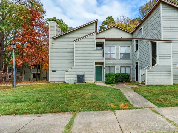 4425 Sharon Chase Dr APT C, Charlotte, NC 28215
