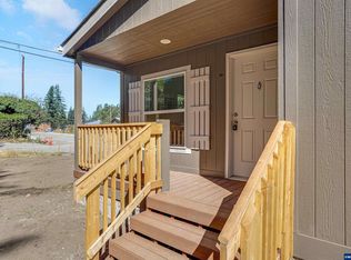 768 NW Sunset St, Mill City, OR 97360