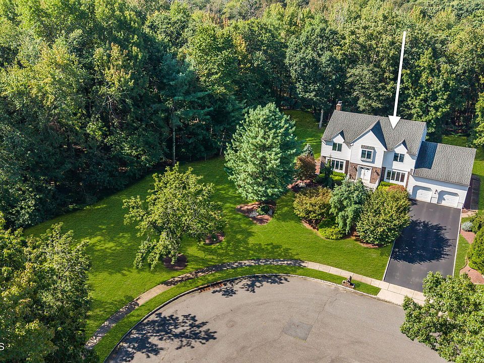 1st image of 46 Heather Drive