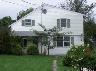 1551 Jacobs Mill Rd, Hanover, PA 17331