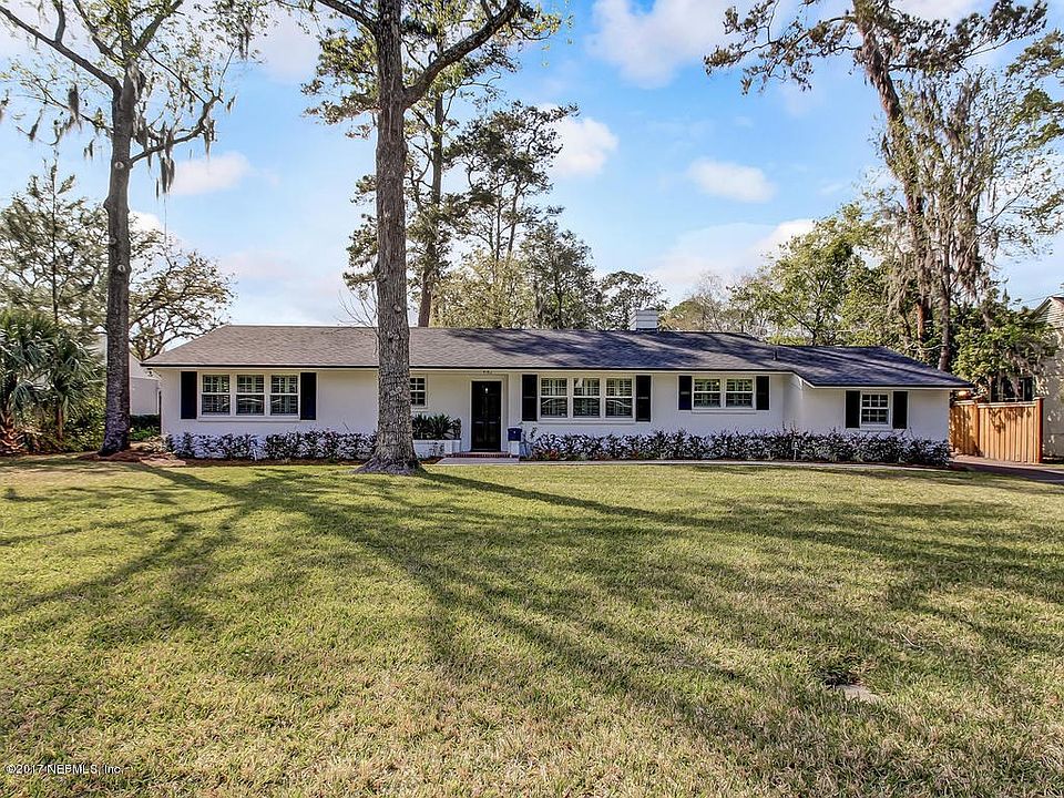 Welcome to 4982 Ortega Boulevard