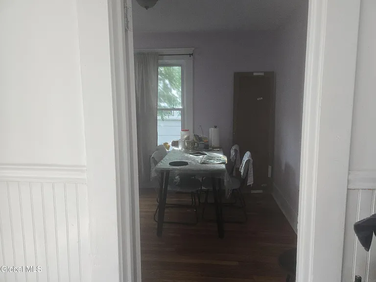 86 Benson St — Photo 5