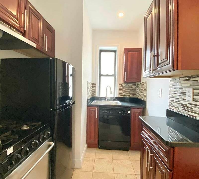 1st image of 1235 1st Ave #21B