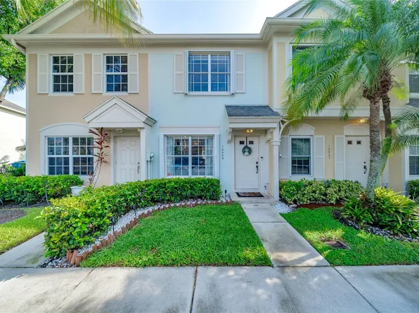 16649 Hemingway Dr, Weston, FL 33326