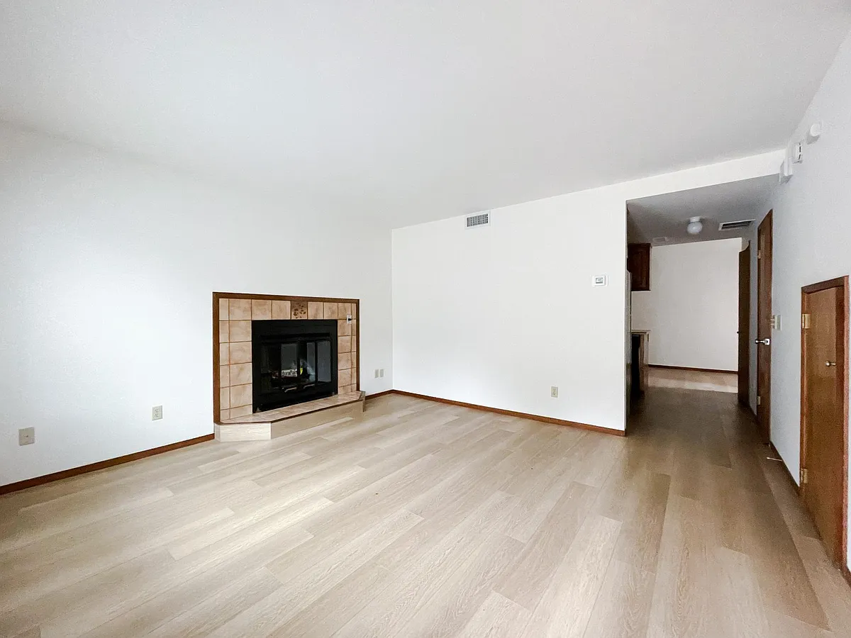 Living Room - 2980 Sunridge Dr