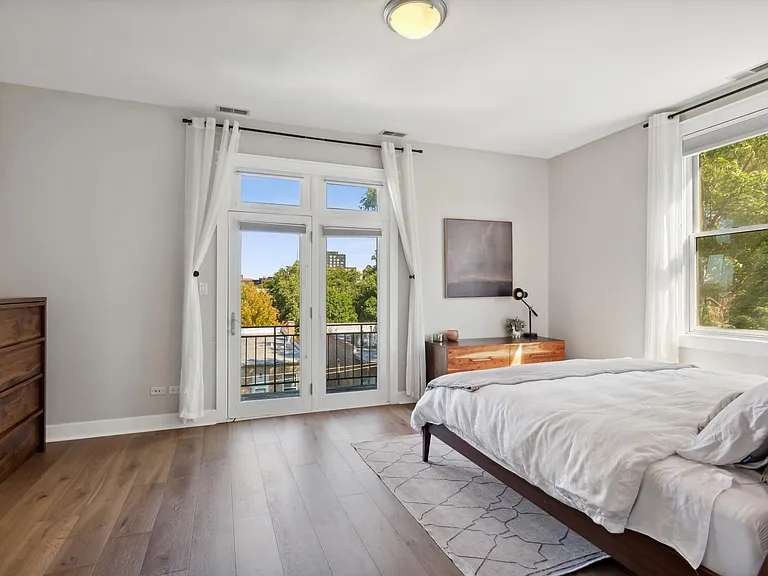 1243 N Wolcott Ave #6 — Photo 14