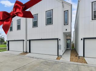 9902 Clark Rd #I, Houston, TX 77076