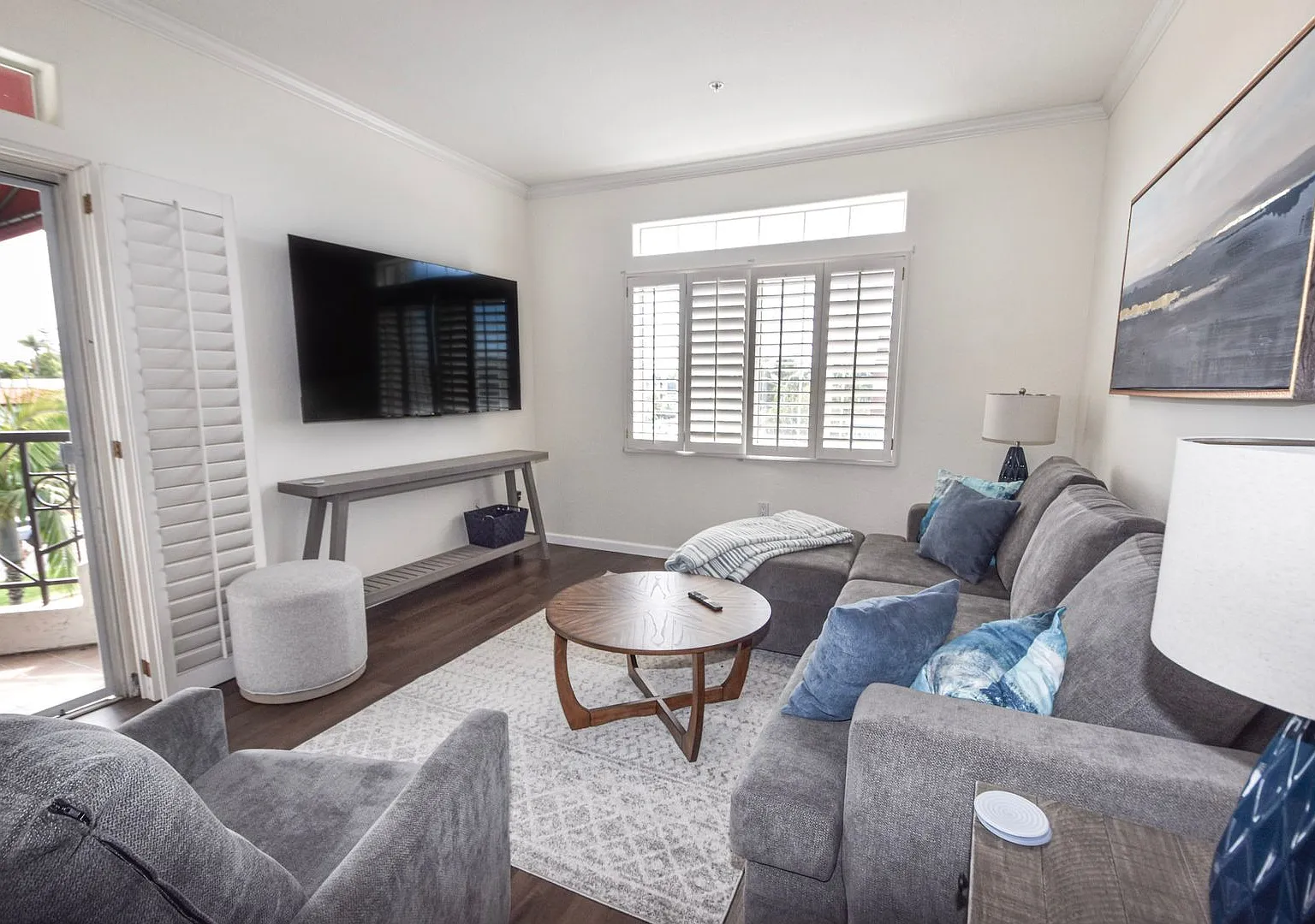 344 Orange Avenue Unit 302 — Photo 4