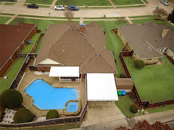 4th image of 2502 Willowdale Dr