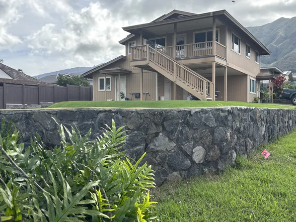 2211 Keanu St #1, Wailuku, HI 96793