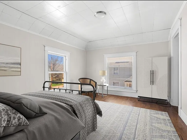 416 Bellevue Pl — Photo 5